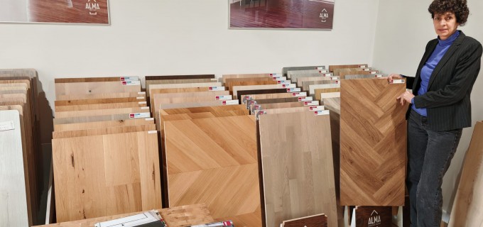 Parchetul din lemn masiv, alegerea care rezistă generații. De ce tot mai mulți români aleg calitatea autentică