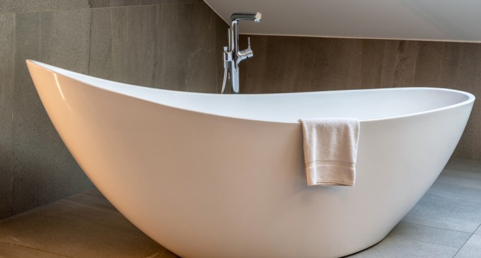 Transformă baia într-un spa acasă cu căzi de baie freestanding elegante
