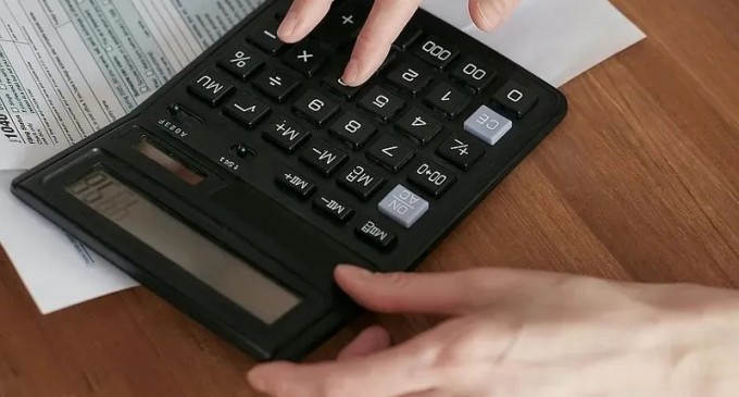 Guvernul s-a împrumutat cu peste 1,9 miliarde lei de la români luna aceasta. Cea mai mare valoare din 2026!