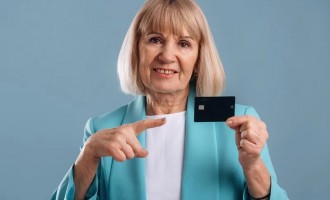 Ajutoare mai mari pentru pensionari: 2,8 milioane de români ar putea primi bani în plus din aprilie