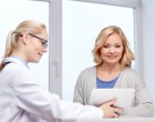 Ce poziție adopți în timpul ecografiei mamare? Ghidul confortului și al unei examinări reușite