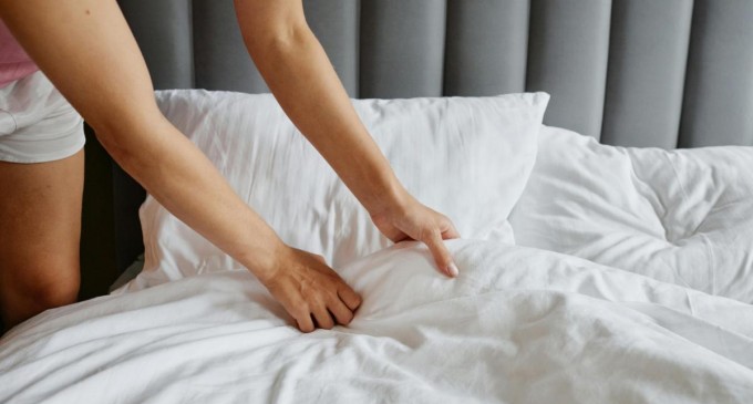 Mituri vs. realitate: ce înțeleg greșit românii despre intimitate și sănătate sexuală