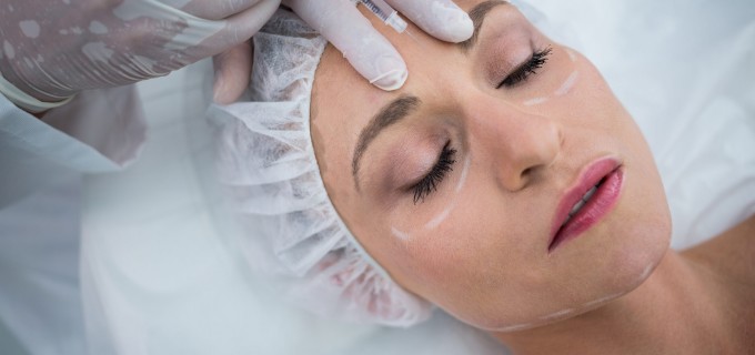 Toxina botulinică: mituri vs realitate. Ce face de fapt Botox-ul și ce nu face