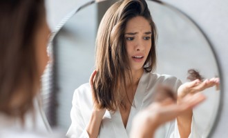 9 recomandări pentru prevenirea căderii părului