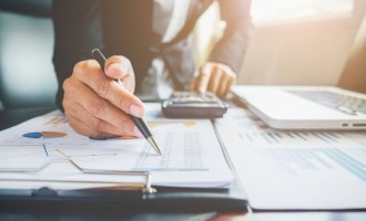 Top 5 provocări TVA pentru companiile de e-commerce din România în 2026 și cum le rezolvi