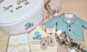 Tot ce trebuie să conțină un trusou complet de botez – Ghid complet pentru părinți și nași