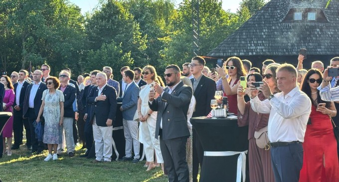 Peste 550 de lideri ai mediului de afaceri, diplomației și societății civile au celebrat la Grădina Snagov 250 de ani de Independență a Statelor Unite