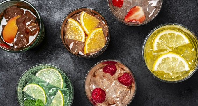 15 idei de cocktailuri de vară cu alcool