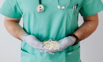 De la simptome la tratament: pașii unui consult proctologic complet