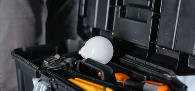 De ce să alegi sculele WIHA dacă vrei precizie, siguranță și durabilitate pentru lucrările electrice complexe?