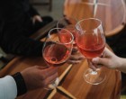 Vin rose – cum se alege când culoarea nu îți spune totul