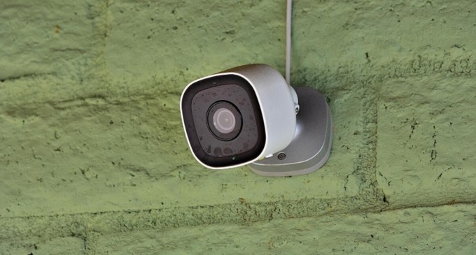 Top sisteme de protecție pentru locuință recomandate de Spy Shop: când merită să alegi fiecare variantă