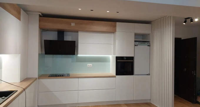 Mobilier la Comandă București: Soluții Personalizate pentru Locuințe Moderne