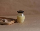 Ce se întâmplă cu lăptișorul de matcă uitat pe masă câteva ore. Cum îți dai seama dacă s-a stricat sau dacă mai e bun pentru consum?