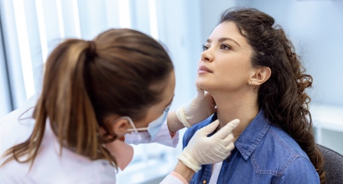Problemele tiroidei: 7 semne pe care nu trebuie să le ignori