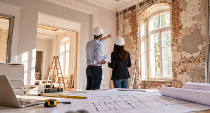 De ce renovarea unei clădiri poate fi mai complicată decât construirea uneia de la zero