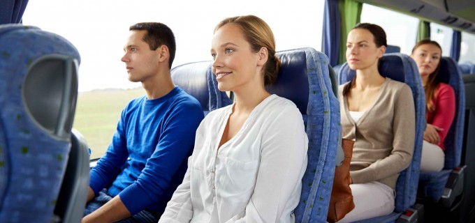 Călătoria începe înainte de aeroport: cum alegi transportul potrivit pentru drumul spre Cluj
