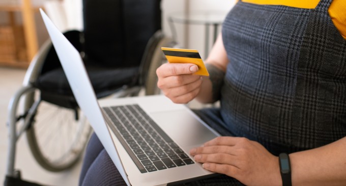 Black Friday: ofertele aduc clienții pe site. Pot aceștia să finalizeze comanda?