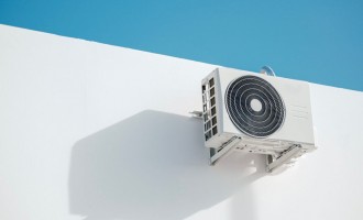 Revizia aerului condiționat nu trebuie amânată: cum te asiguri că aparatul funcționeză la capacitate maximă în fiecare an