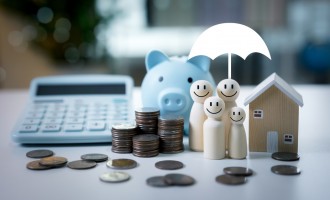 Plăți întârziate de la clienți: cum îți protejezi lichiditatea și cash-flow-ul firmei