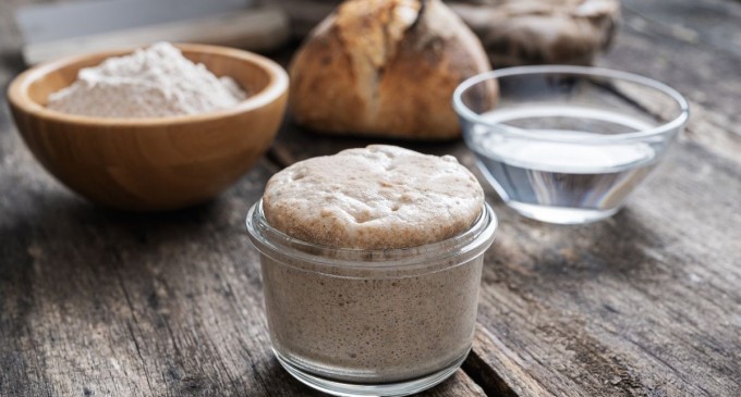 TOP 7 produse de panificație cu maia populare pe care le poți include în meniul tău