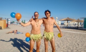 Ecologisti activisti de renume dau lovitura si in moda – vara nu s-a terminat!