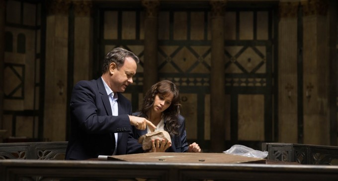 Cronica filmului Inferno cu Tom Hanks, din seria best sellelor lui Dan Brown