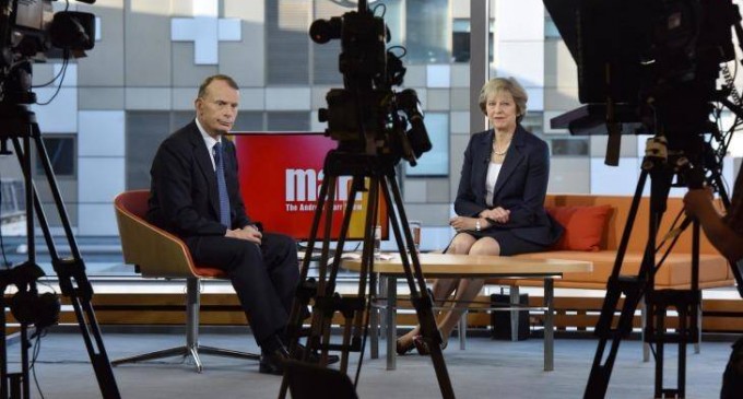 Theresa May vrea ieșirea din UE până în martie 2017