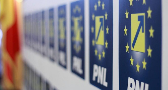 Alina Gorghiu și-a depus demisia din funcția de președinte al PNL