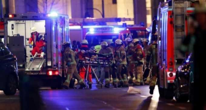 Târgul de Crăciun din Berlin a fost ținta unui atac terorist este de părere Angela Merkel