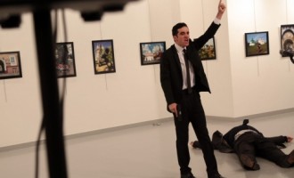 Atentat sângeros la Ankara soldat cu asasinarea ambasadorului Rusiei  (Foto-Video)