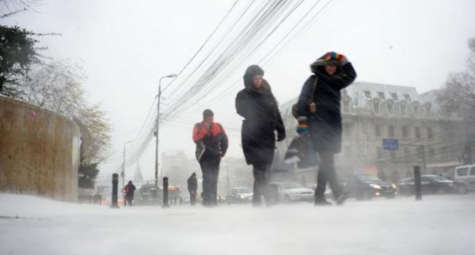 Şcolile şi grădiniţele vor fi închise luni şi marţi în mai multe judeţe, inclusiv și în București