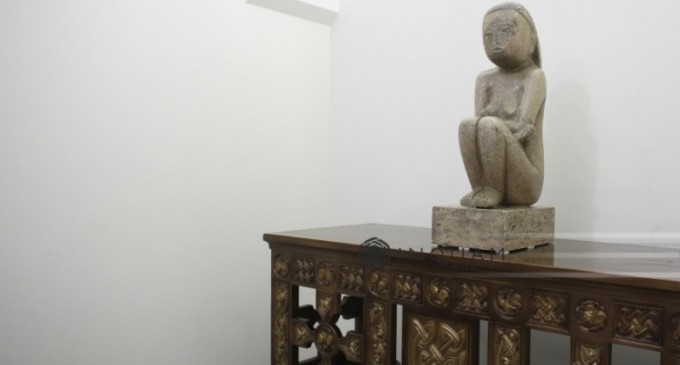 Klaus Iohannis stopează demersul achiziţiei sculpturii „Cuminţenia pământului”