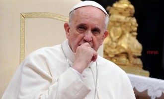Papa Francisc transmite condoleanțe familiilor incendiului din Londra și promite că se va ruga pentru odihna acelor suflete dispărute în circumstanțe tragice
