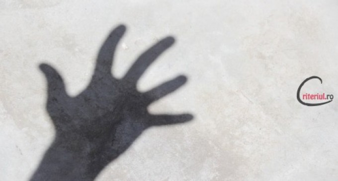 Crud (poezie de Oana Cătălina Bucur)