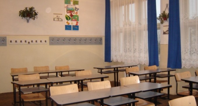 Din 11 septembrie se reiau atacurile asupra Educației Naționale