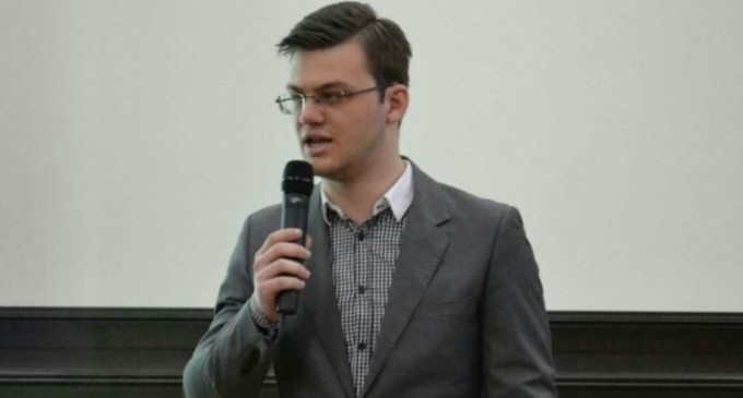 Tinerii din Constanța cer remanierea Ministrului Tineretului, Marius Dunca