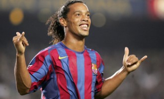 OFICIAL! Celebrul fotbalist brazilian Ronaldinho se va retrage din activitate