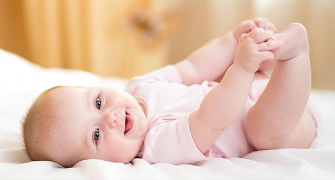 3 sfaturi pentru a spala corect hainele bebelusului tau