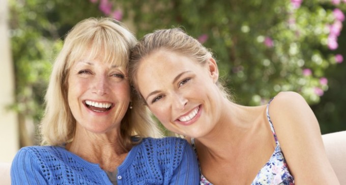 De ce femeile devin tot mai frumoase odată cu trecerea timpului?