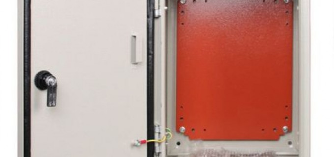 De ce să investești într-un tablou electric metalic cu contrapanou?