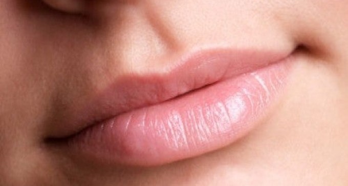 5 Lucruri pe care trebuie sa le stii inainte de a-ti mari buzele cu acid hialuronic pentru prima data